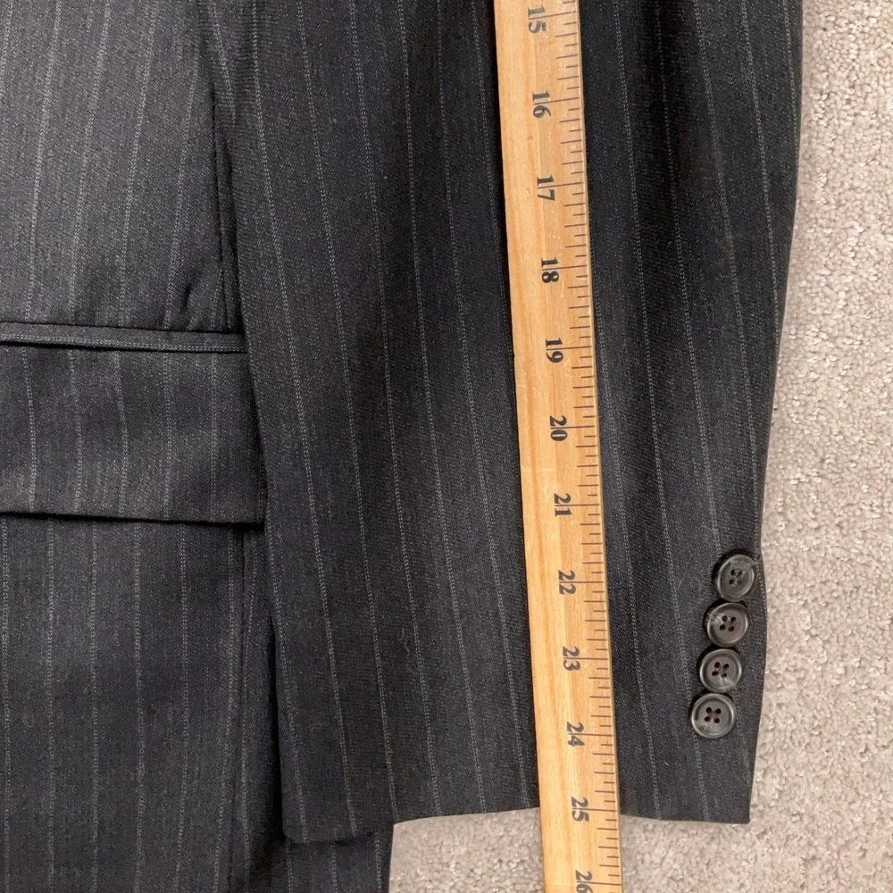 Ralph Lauren Suit Mens 46R Charcoal Pinstripe Corporate Ivy League 3-Button Wool